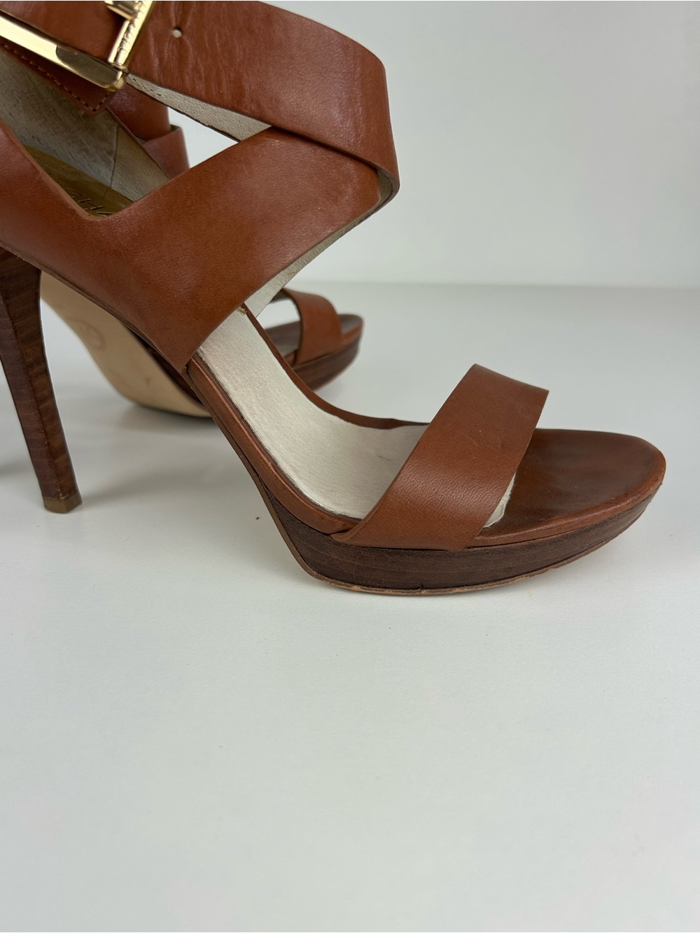 MICHAEL KORS BROWN NEUTRAL STRAP HIGH HEELS SIZE 8.5 - Picture 12 of 13